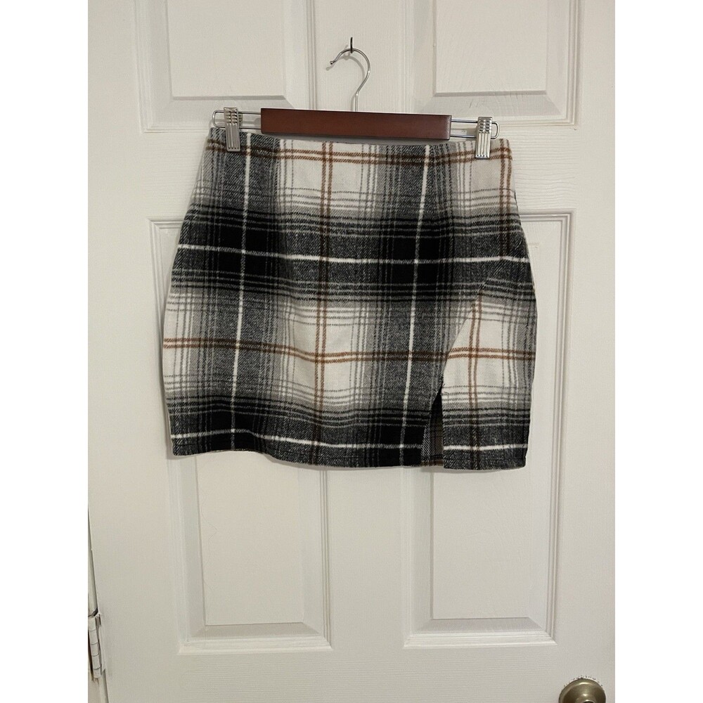 Windsor Women’s Size Medium Fleece Plaid Mini Skirt